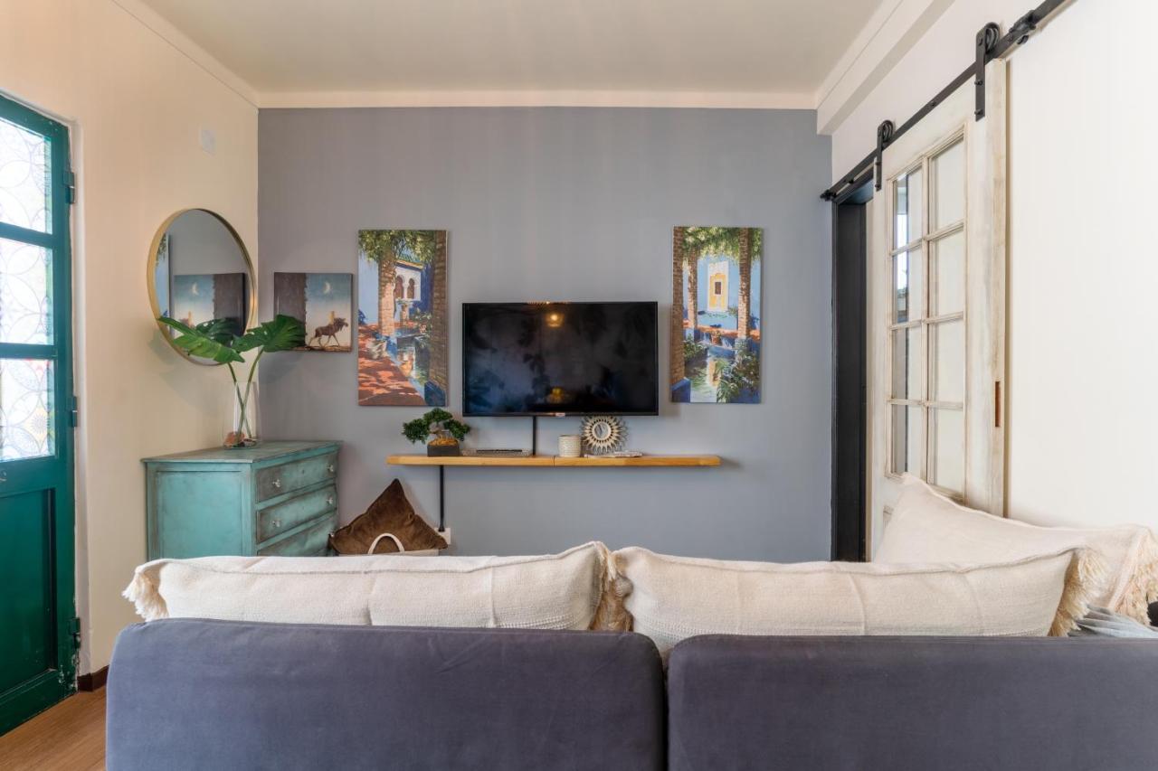 Arty Vintage Townhouse With Rooftop Shower & Sun Loungers Olhão Extérieur photo
