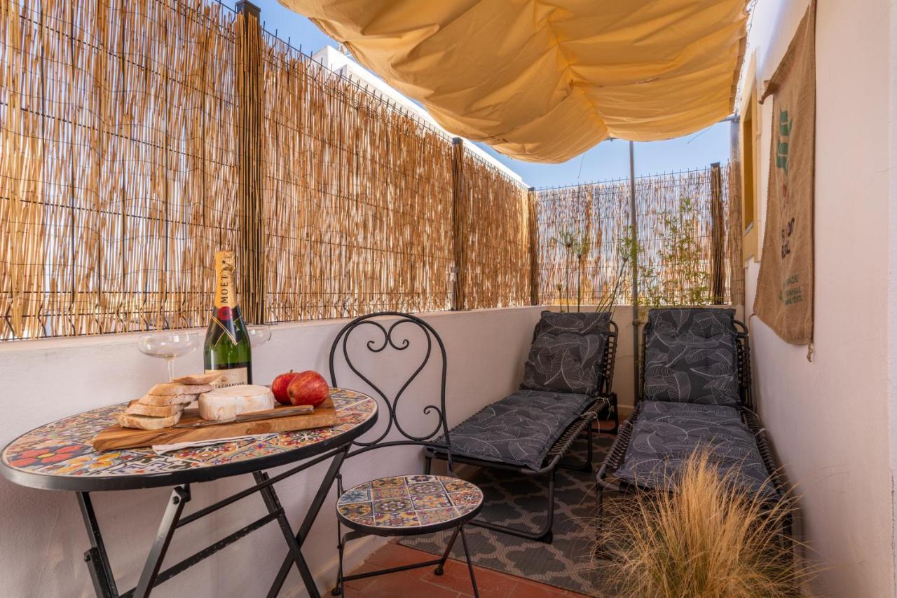 Arty Vintage Townhouse With Rooftop Shower & Sun Loungers Olhão Extérieur photo